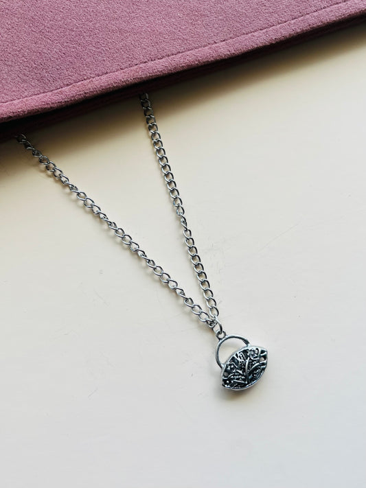 Silver Veil Necklace - Amulet