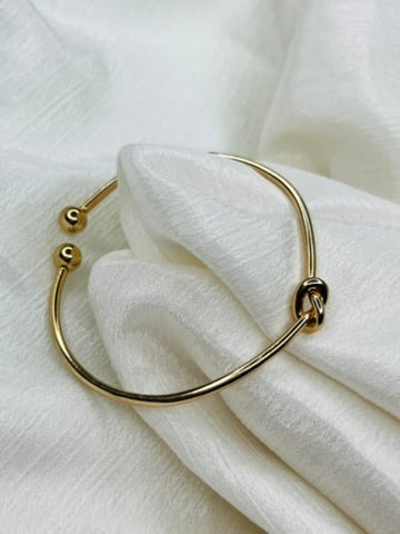 Knot Bracelet